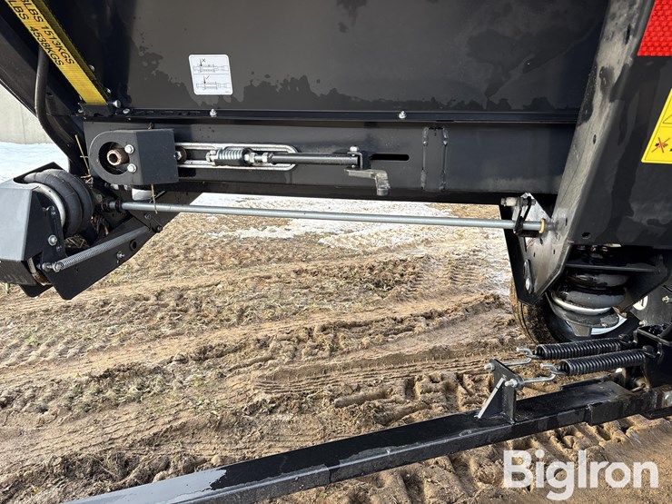 2023-case-ih-8250-image-15