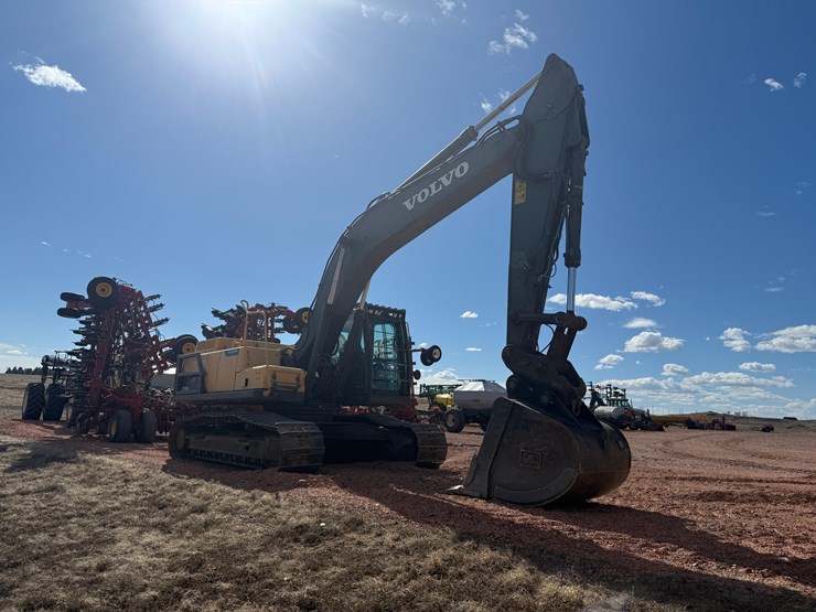 2012-volvo-ec250dl-image-5