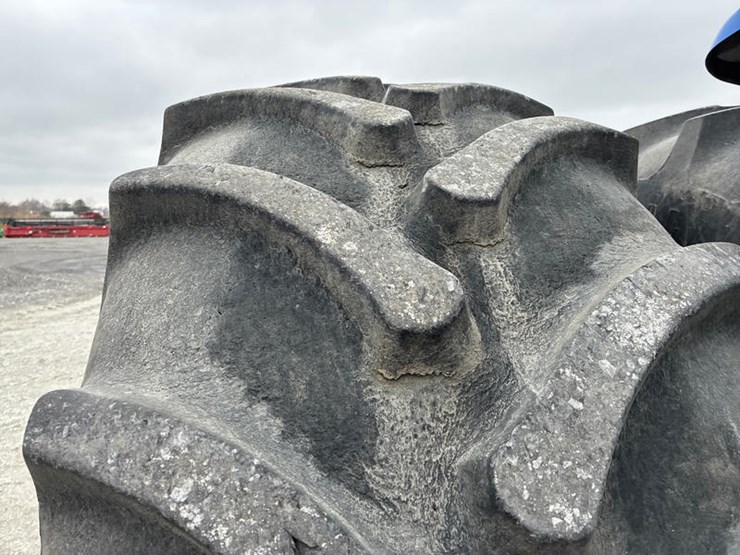 2013-new-holland-t9.505-image-50