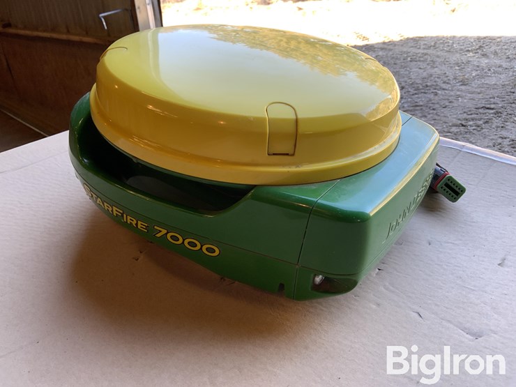 2023-john-deere-7000-image-5