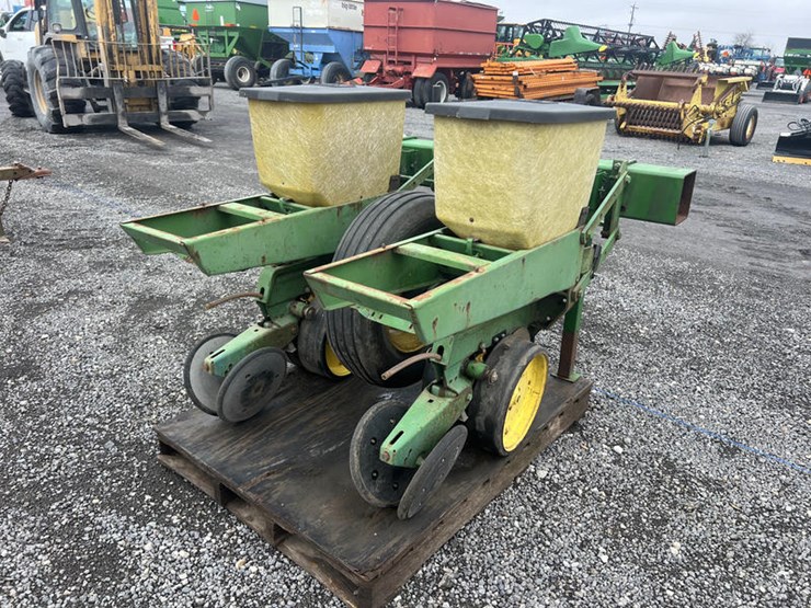 john-deere-2r-image-5