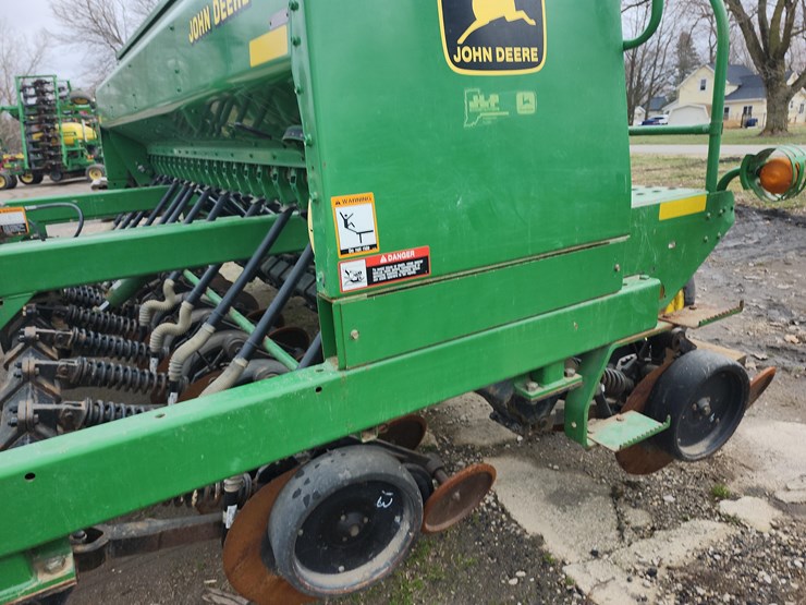 john-deere-1560-image-4