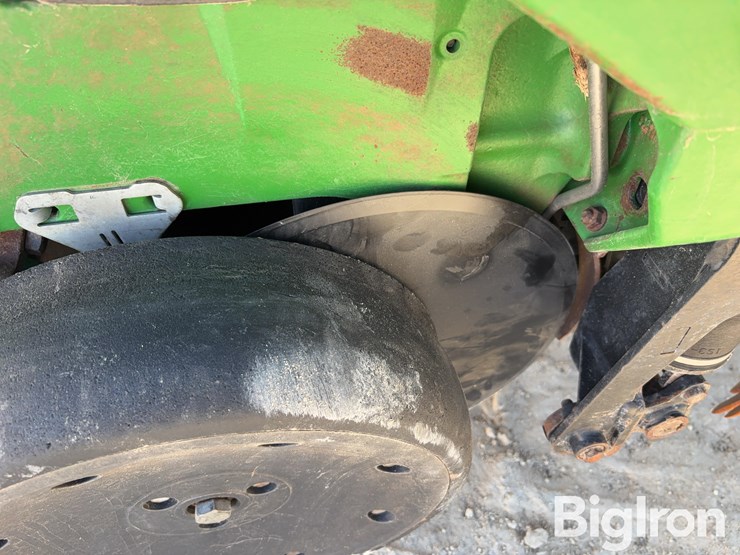 2013-john-deere-1770nt-image-17