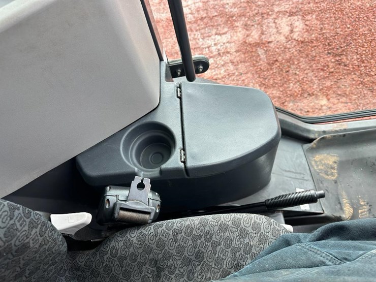 2022-case-221f-image-63