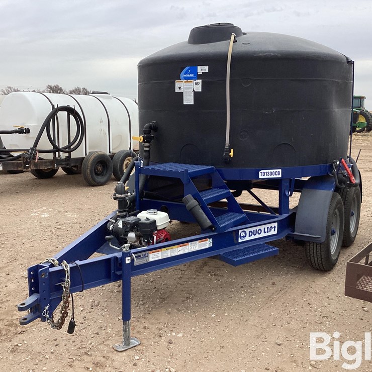 Duo Lift 1300-Gallon T/A Nurse Tank Trailer