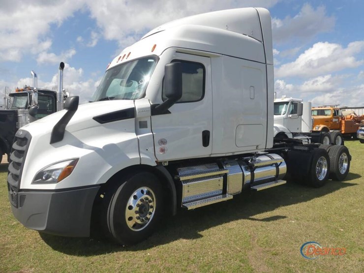 2025-freightliner-cascadia-116-image-21