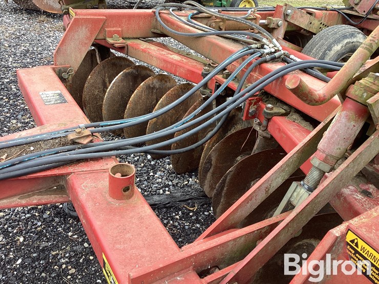 case-ih-3900dh-image-11