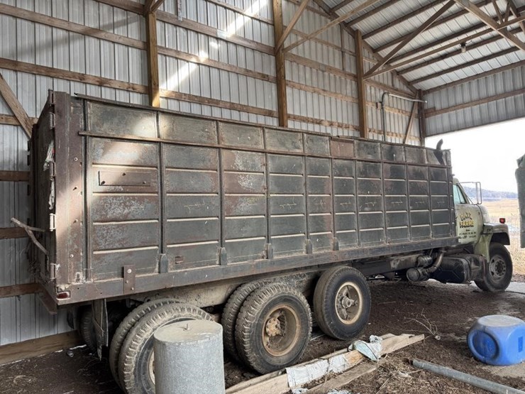 international-fleetstar-image-1