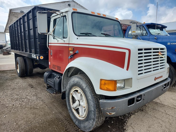 1989-case-ih-4700-image-12