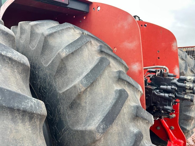 case-ih-steiger-335-image-9