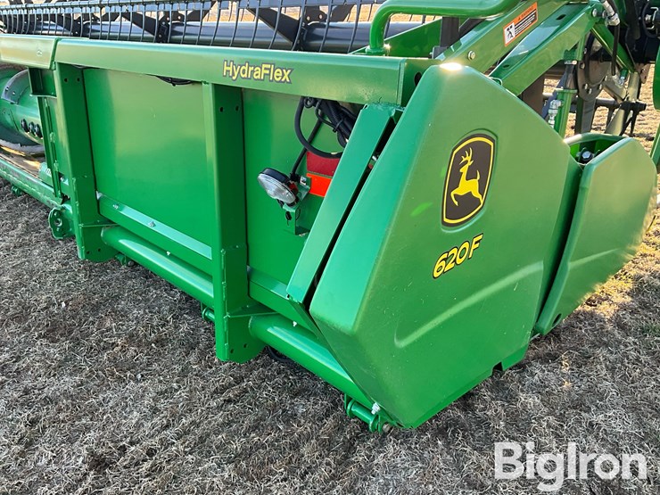 2011-john-deere-620f-image-16