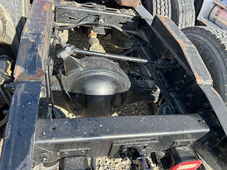 #36890-•-2006-freightliner-columbia-daycab-1fujf0cv16lv57509-inv#-36890-image-28