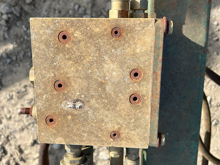 #5344-•-2013-kelly-diamond-30-30'-harrow-image-42