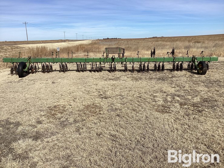 john-deere-30-image-2