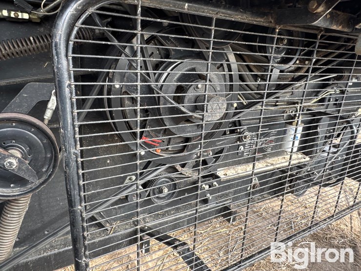 1994-gleaner-r52-image-15