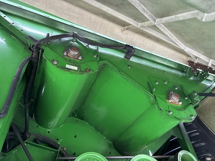 2014-john-deere-s660-image-78