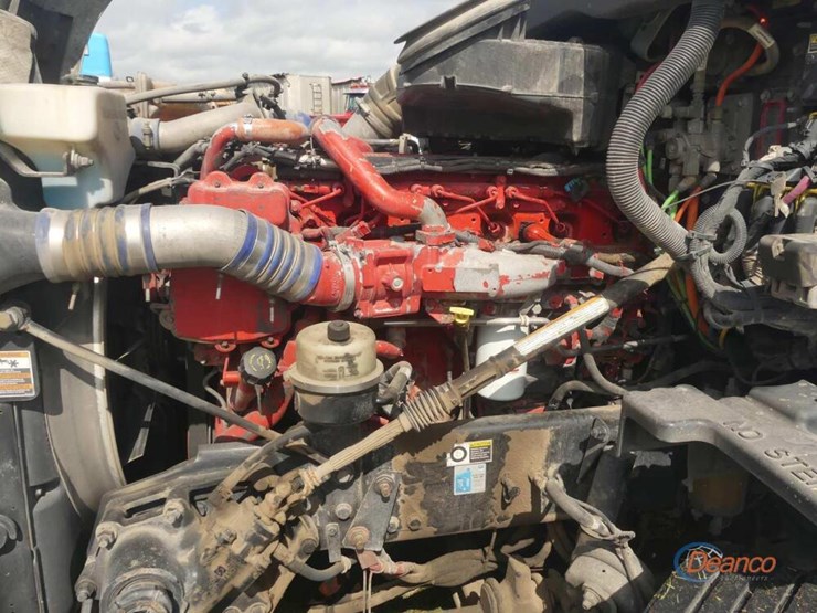 2017-kenworth-t680-image-8