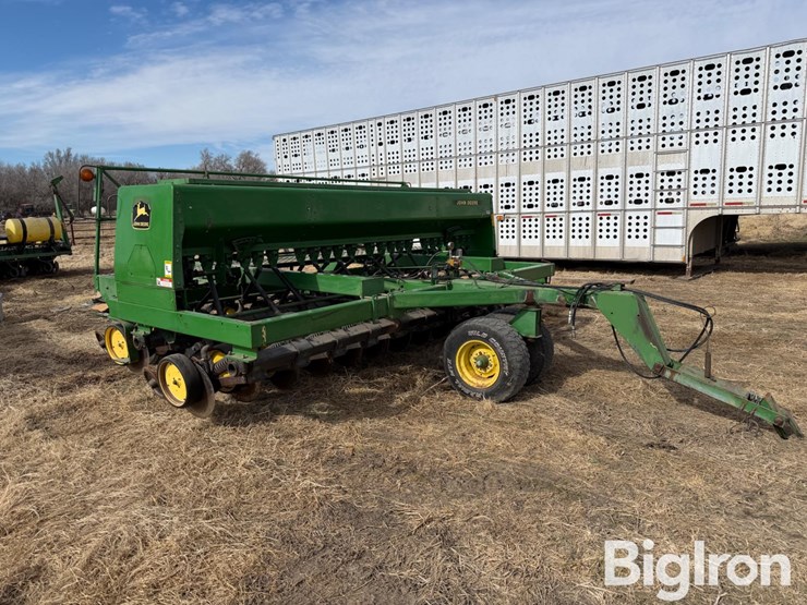 john-deere-750-image-3