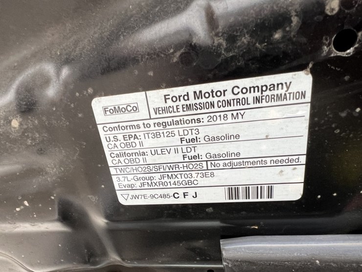 2018-ford-explorer-image-13