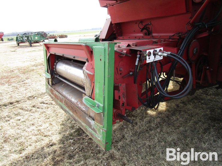 1992-case-ih-1680-image-9