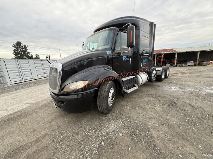 2017-international-prostar-image-15