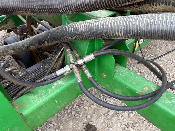 john-deere-1890-image-30