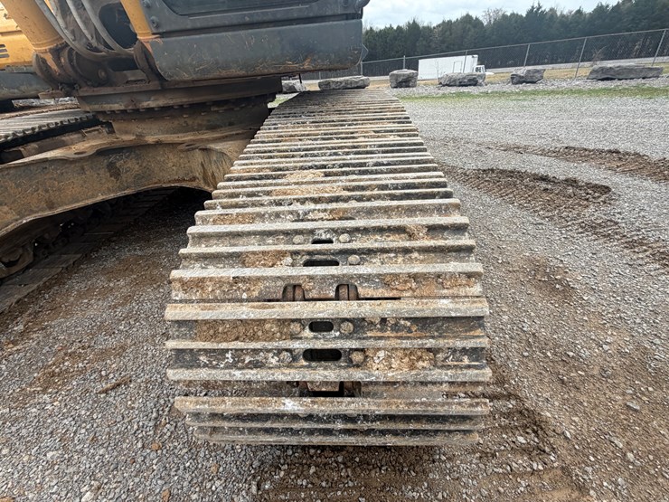 kobelco-sk330-image-10