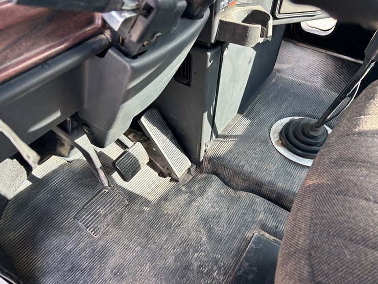 #39248-•-2000-freightliner-fd1-t/a-single-cab-truck-tractor-1fuy3mcb2ylb03327-image-59