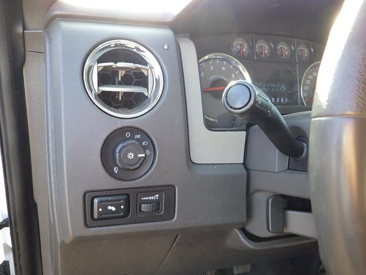 2010-ford-f150-image-26