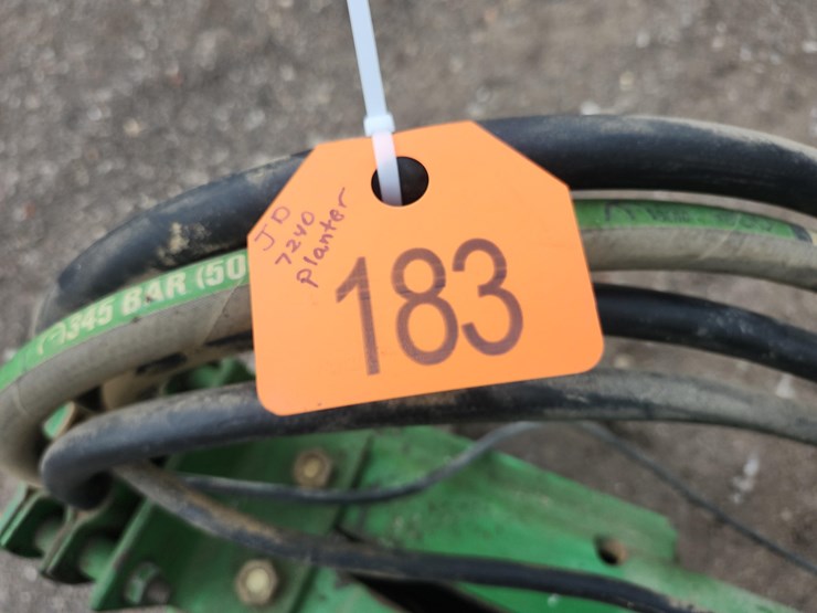 1990-john-deere-7240-image-2