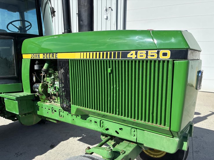1984-john-deere-4650-image-15