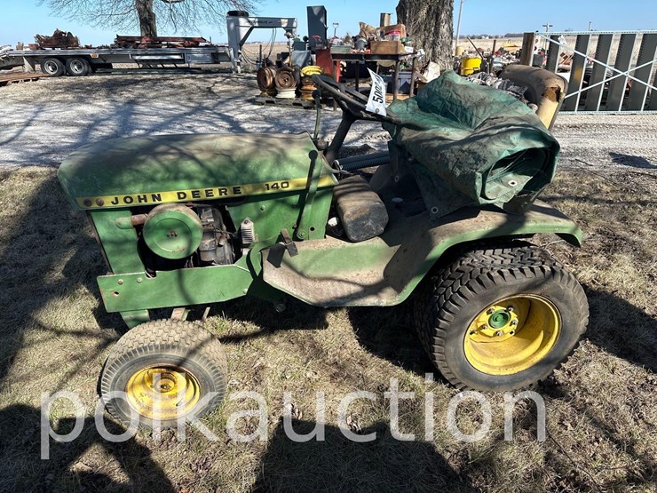 john-deere-140-image-3