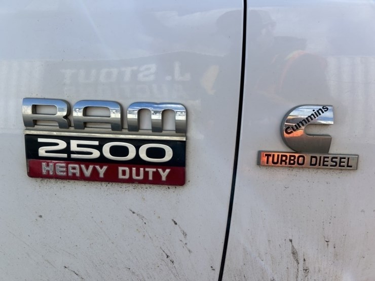 2012-dodge-ram-2500-image-10