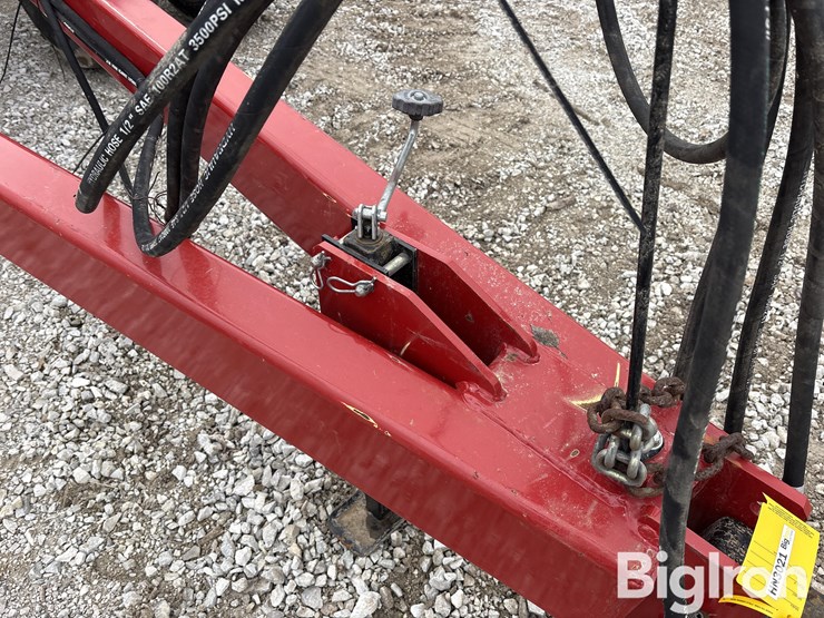 case-ih-2500-image-10