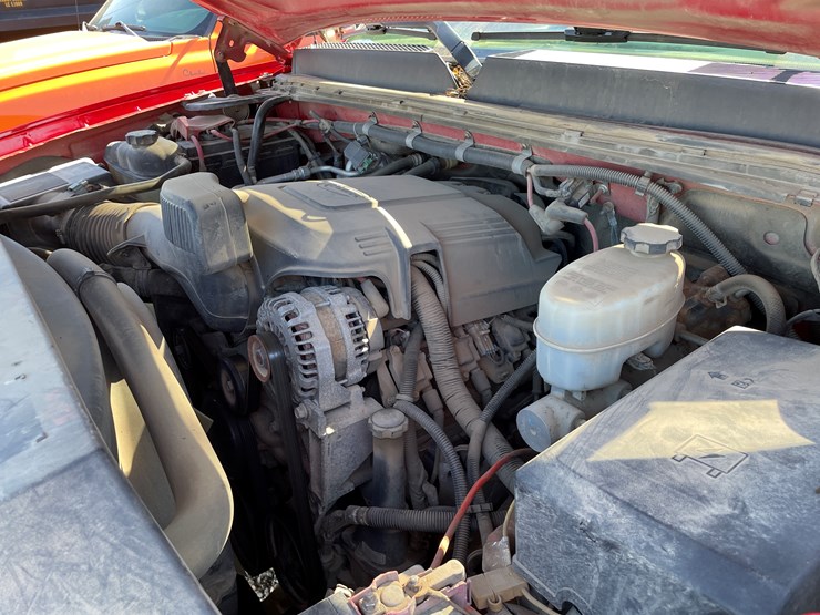 2012-gmc-3500hd-image-31