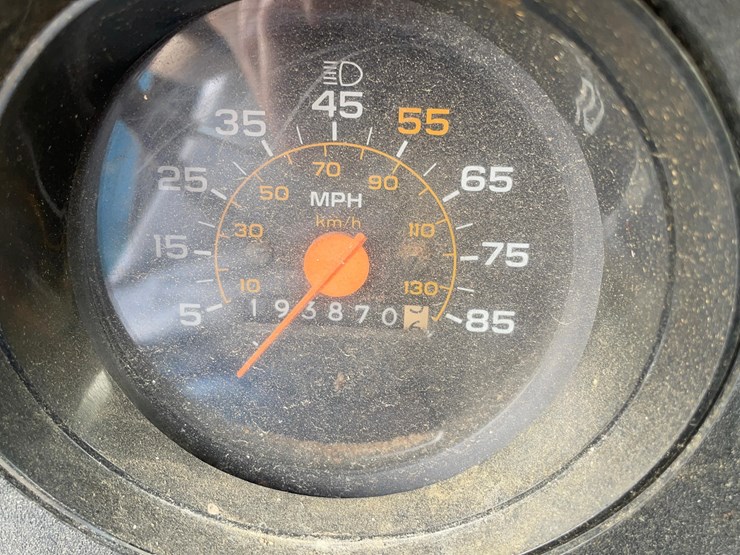 tag-#68,-1986-chevrolet-kodiak-grain-truck-image-21