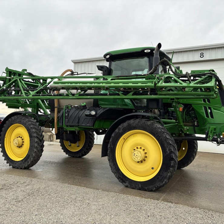 2015 JOHN DEERE R4038