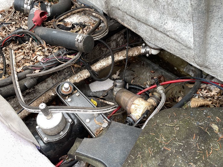 #1439-•-1998-fling-boat-with-trailer-(no-title)-(of)-image-46