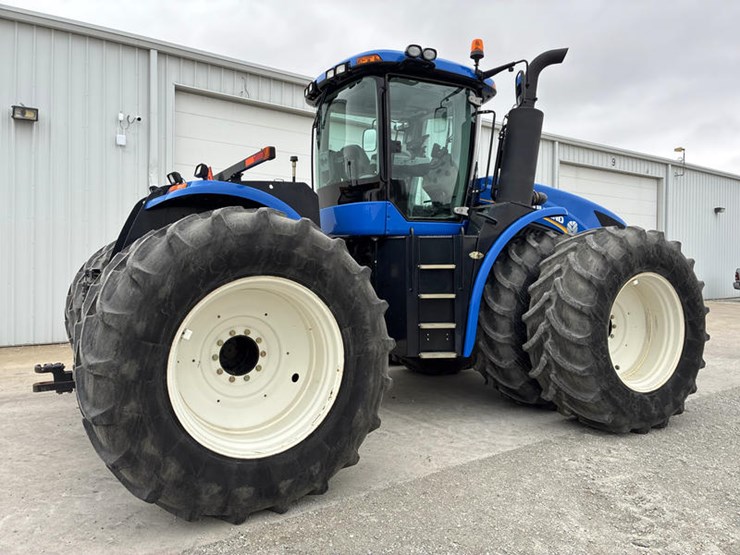 2013-new-holland-t9.505-image-5