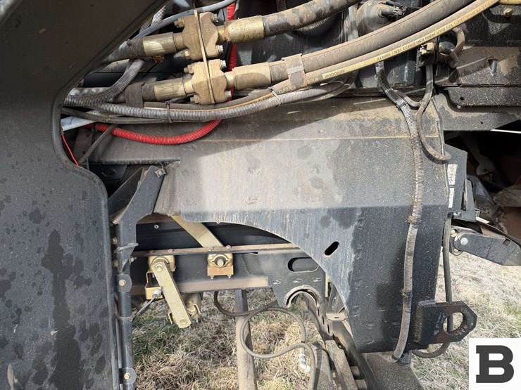 2008-case-ih-7010-image-39