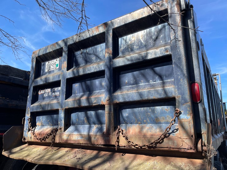 1993-mack-dm690s-image-22