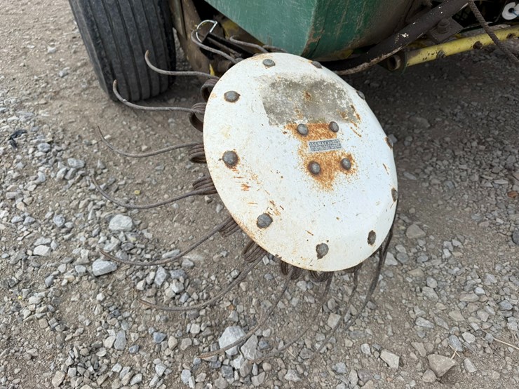 john-deere-435-image-25