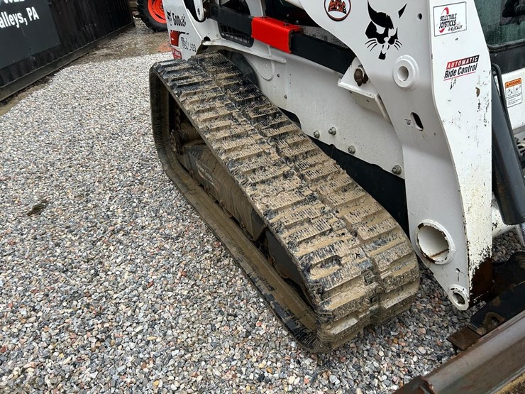 2023-bobcat-t870-image-12