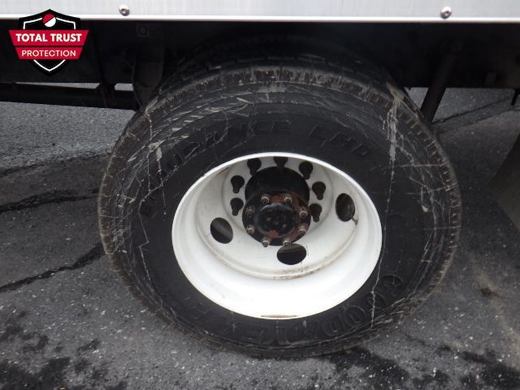 2022-kenworth-t270-image-9