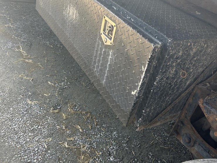 2003-sterling-lt9500-image-10