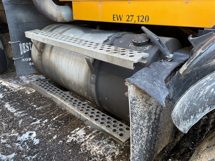 1997-kenworth-t800-image-15