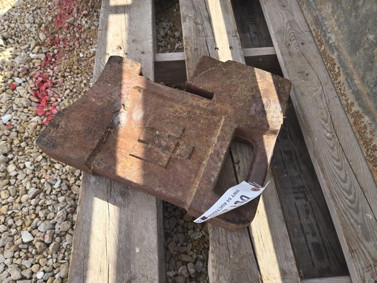 international-75-image-2