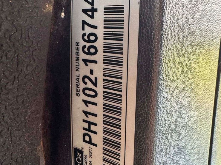 club-car-6-seater-golf-cart---pink-&-camo---battery-charger-included-image-18