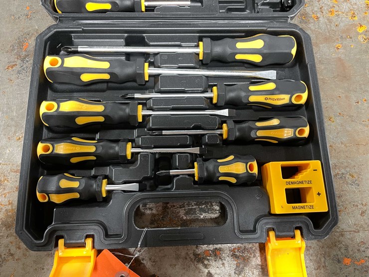 #2319-•-new-43-piece-multifunctional-screwdriver-set-(cw)-image-2