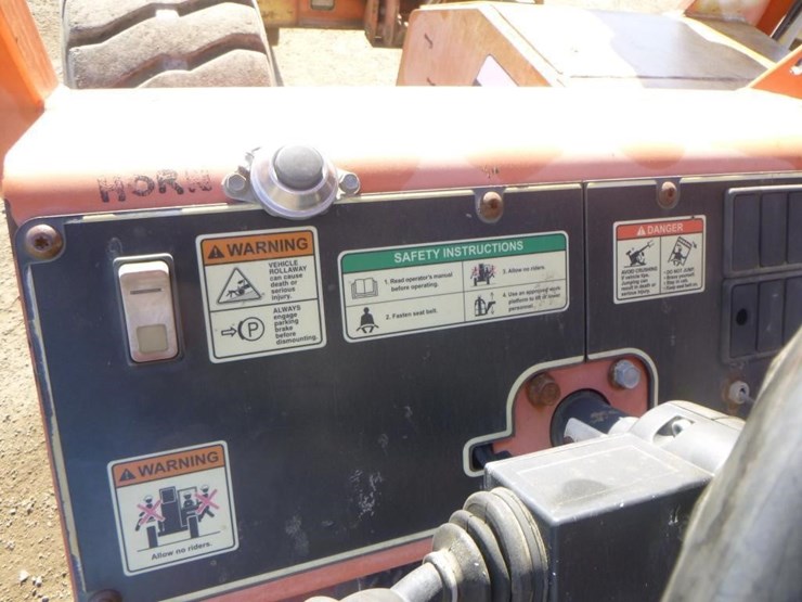 sky-trak-6036-image-28